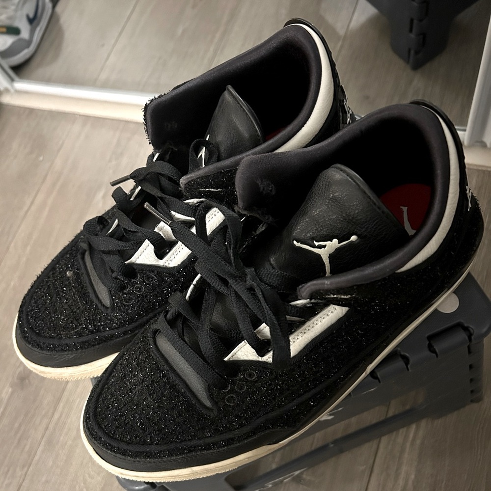 Nike Jordan 3 Retro AWOK Vogue Womens Black glitter sneakers